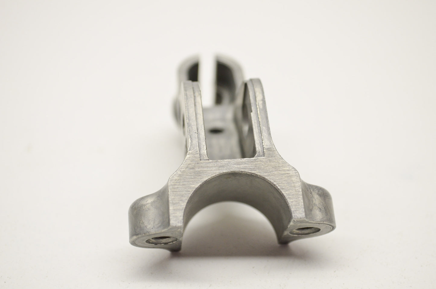 OEM Yamaha 17D-82911-00-00 Lever Holder 1