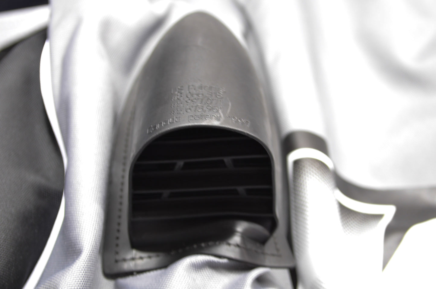 10-13 ft. Gray/White Wave Runner Cover NOS