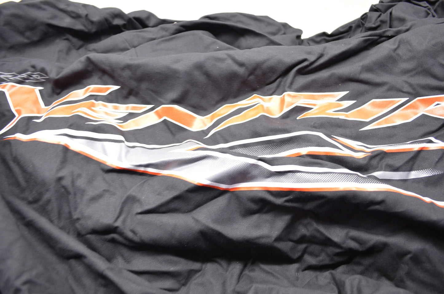 Venture Red/Black Snow Mobile Cover Venture NOS