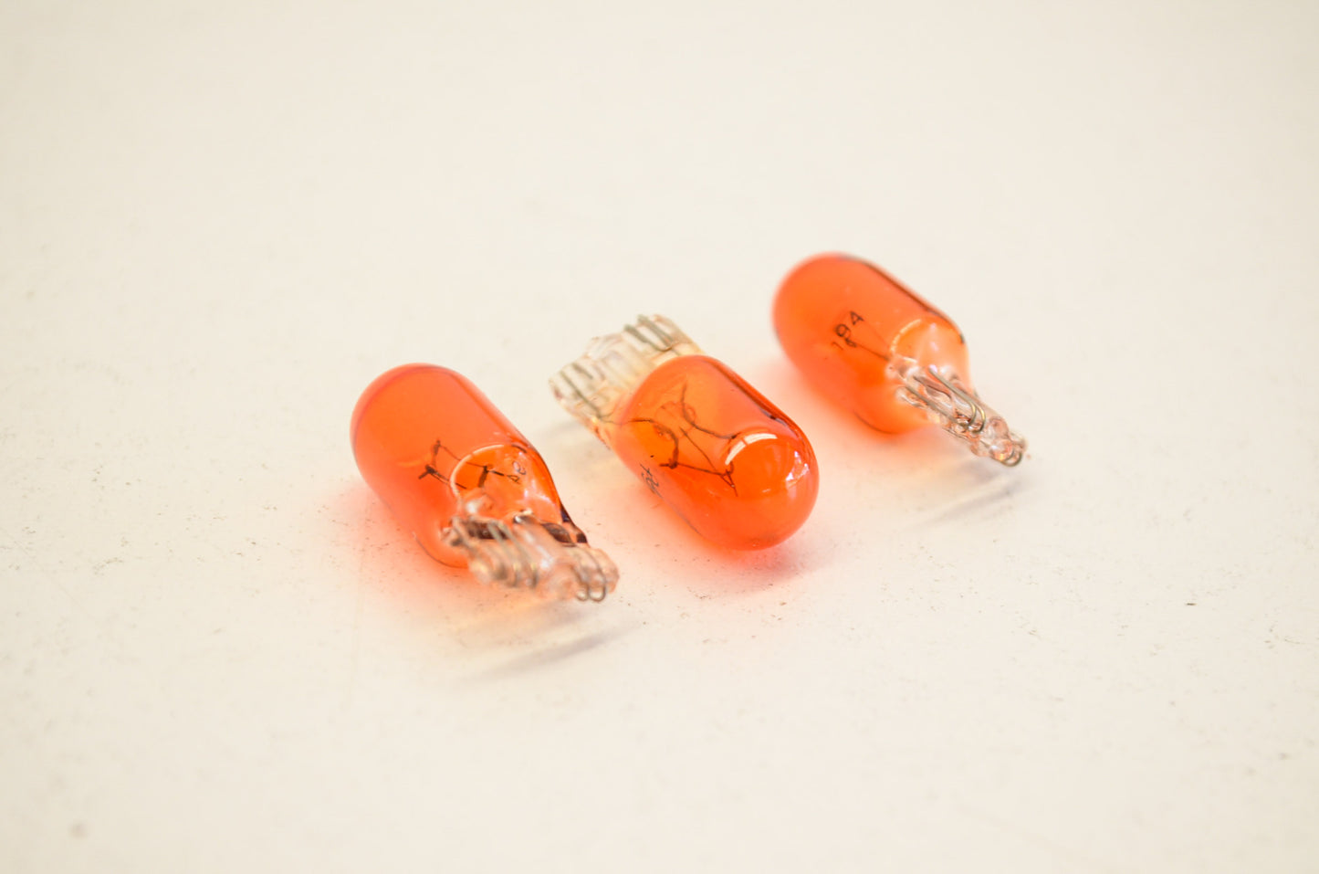 CEC 194 Mini Light Bulb 14v .27a Qty 3 NOS