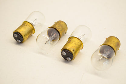 New Everbrite Mini Light Bulb 12v 15cp QTY 4 NOS