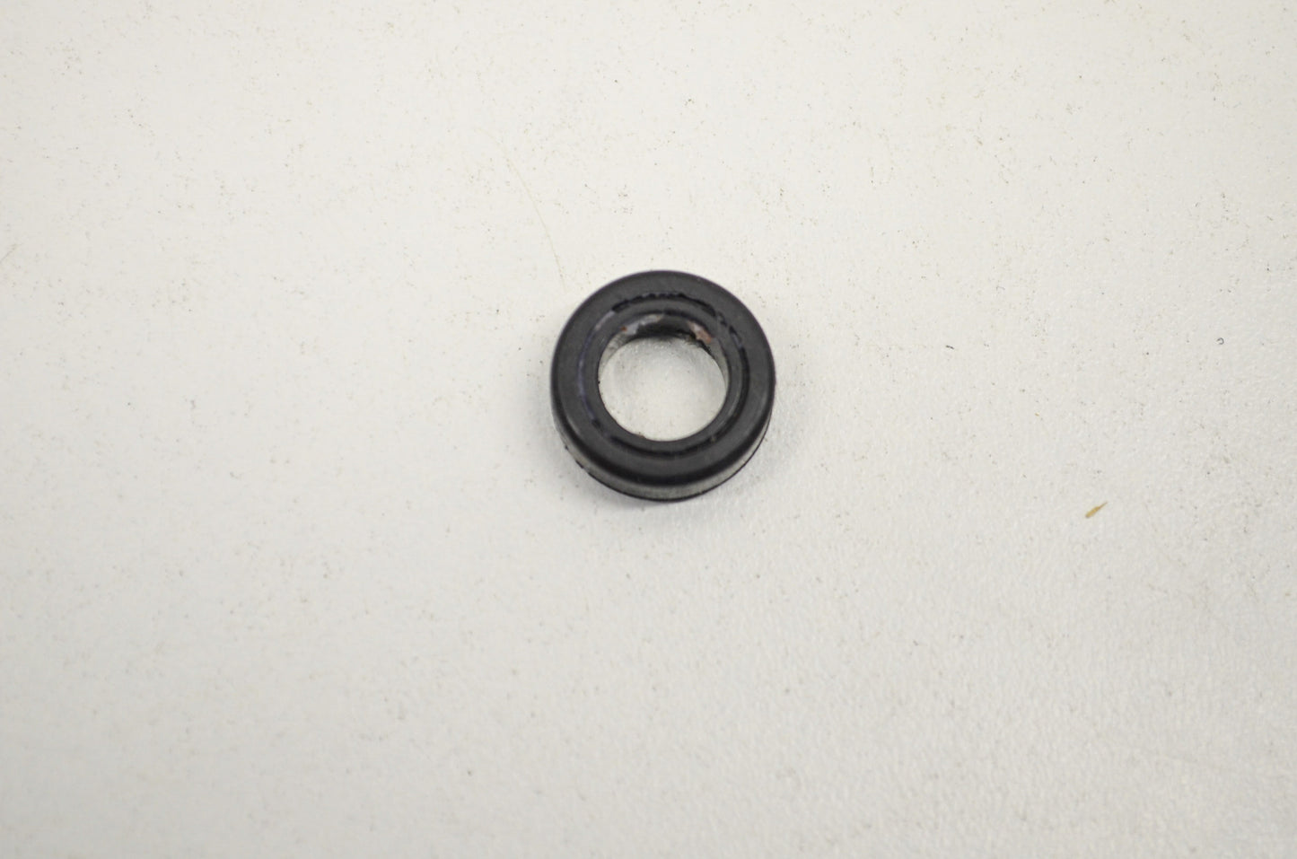 Rubber Injector NOS