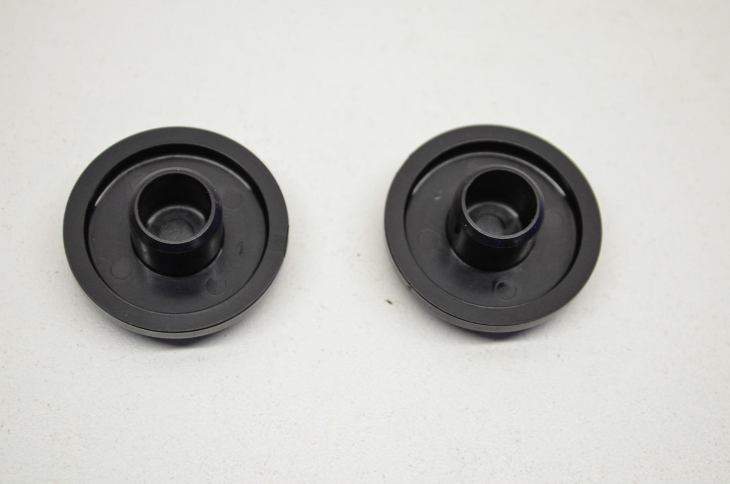 OEM Yamaha 8CR-23741-10-00 Cap 1 Qty 2 NOS