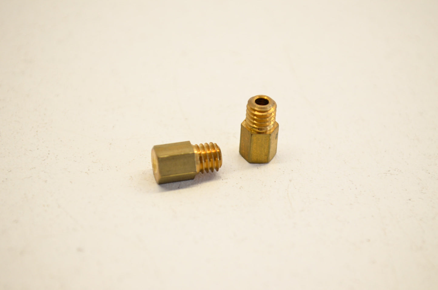 Mikuni 42-1240, 4/042-240 Main Hex Jet 240 Qty 2 NOS