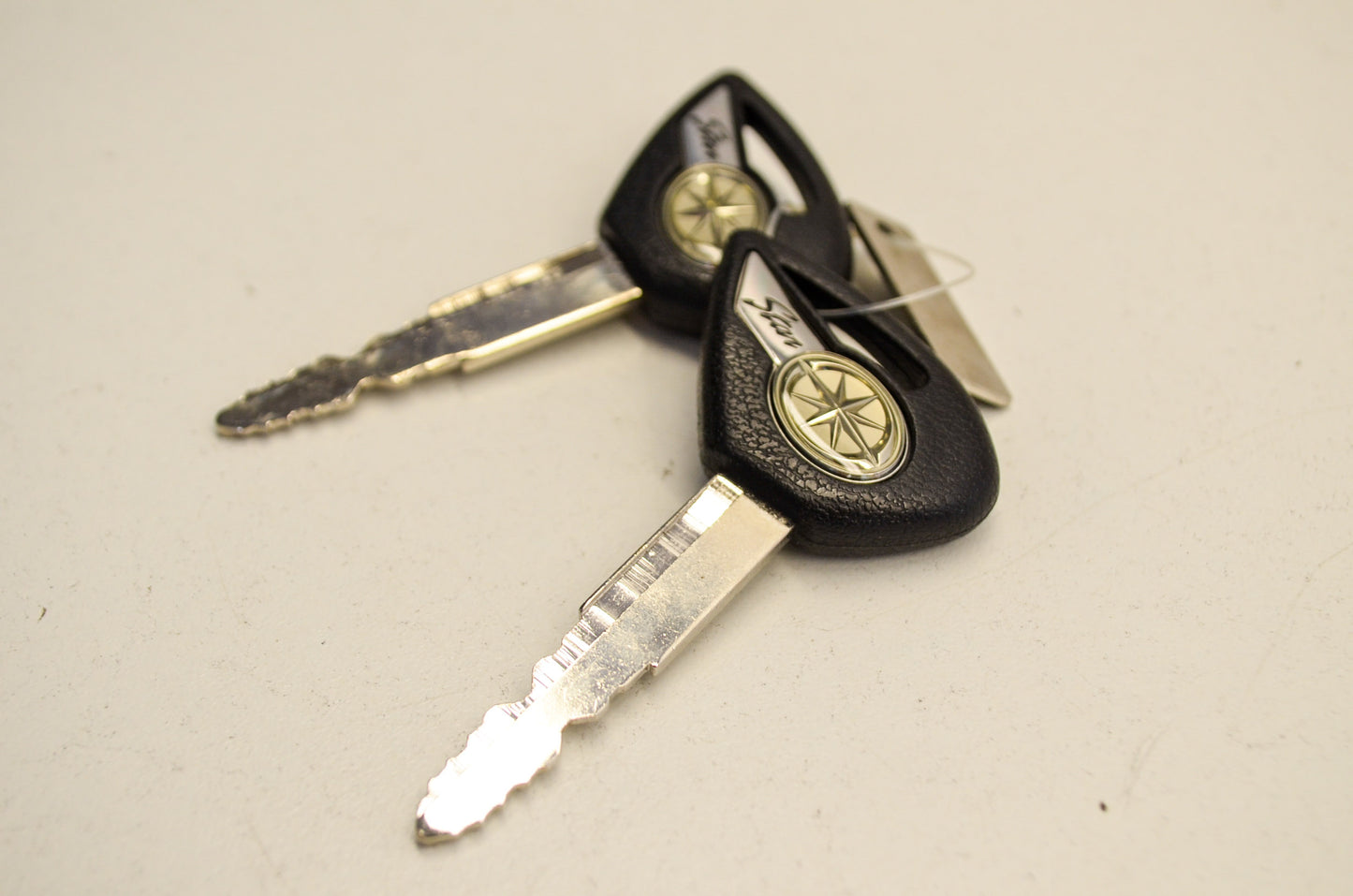 New Star Key A7057 QTY 2 NOS