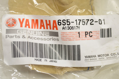 OEM Yamaha 6S5-17572-01-00 Transfer Shaft NOS