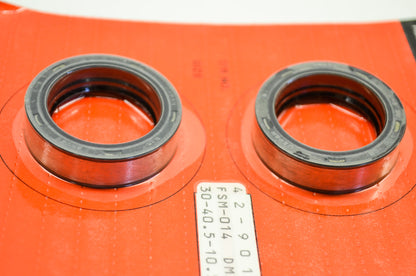 New Bike Master Fork Seal Kit 30x40.5x10.5 NOS