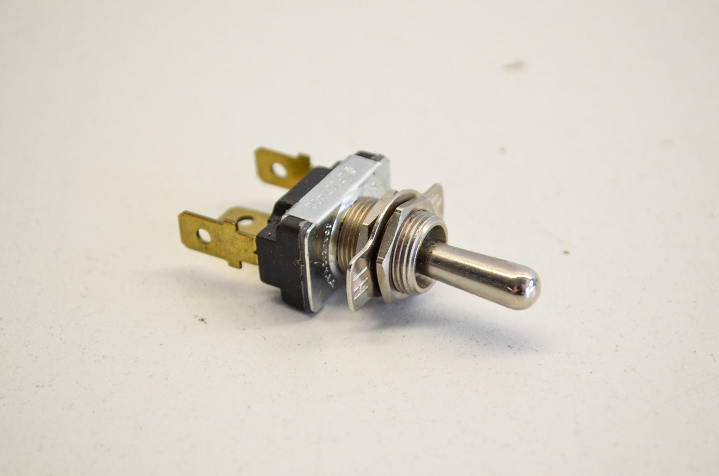 New Carling Toggle Switch 15A 120V NOS