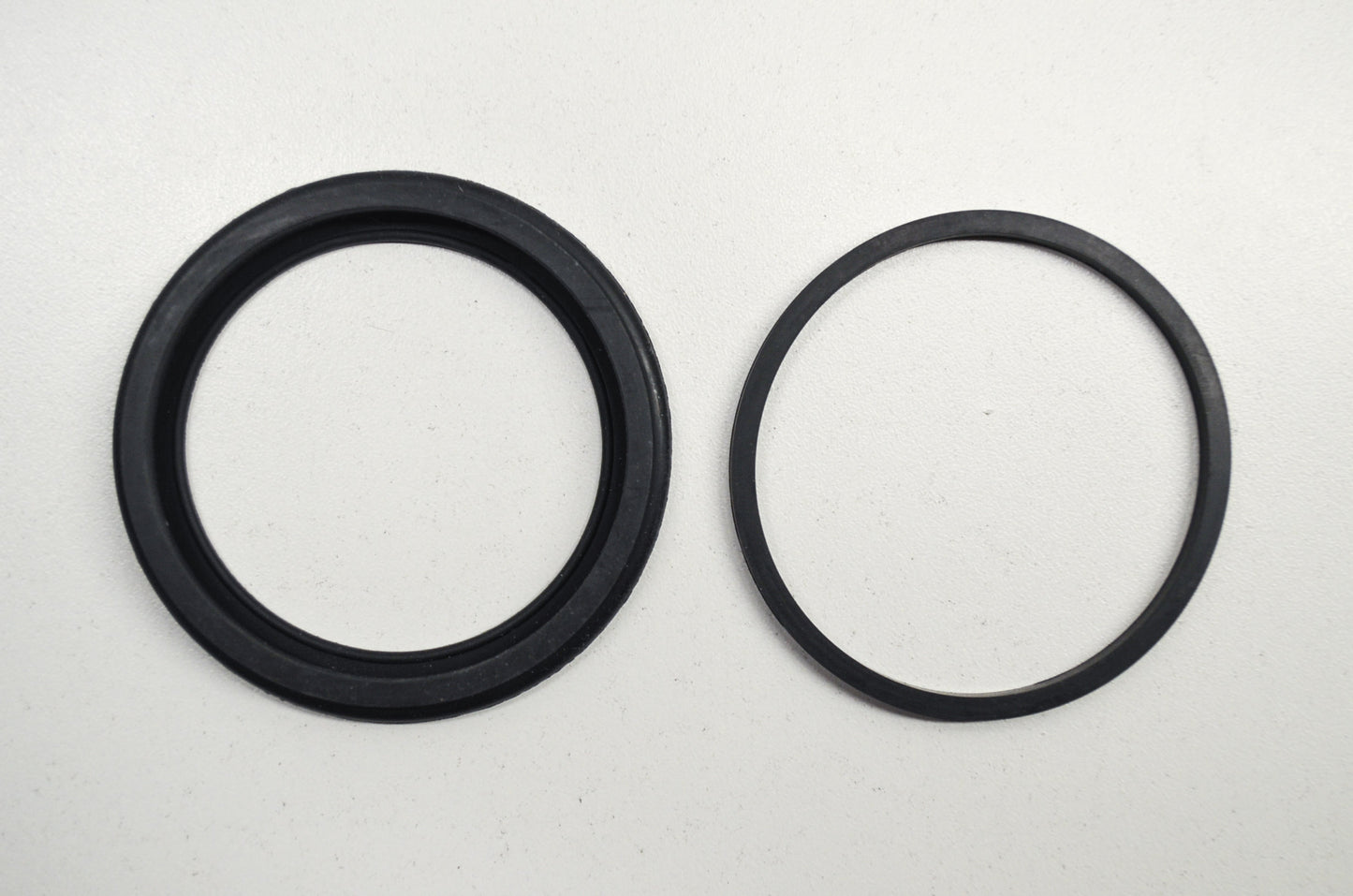 Custom Chrome 28105, 20269, 44133-72 Caliper Seal Kit FX FL NOS