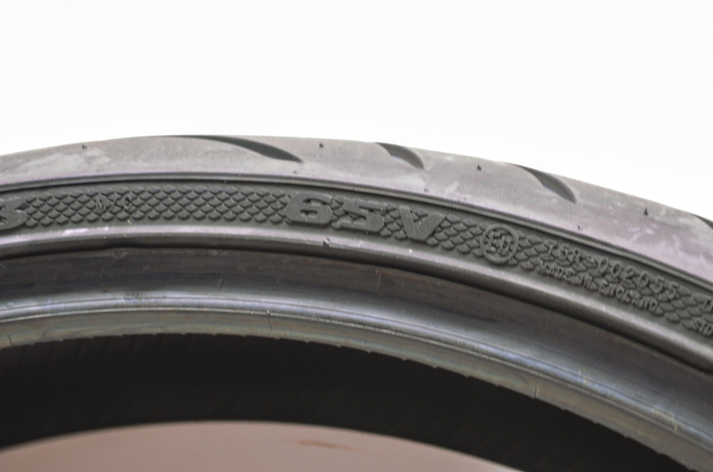 New Avon Cobra AV71 Front Tire 130/60R-23 65V