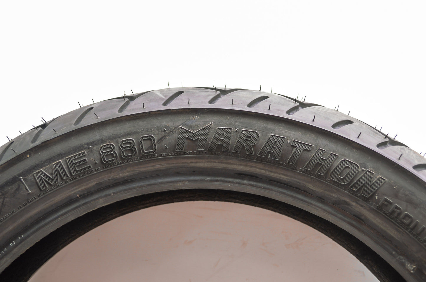 New Metzeler ME 880 Marathon Front Tire 140/70B18 M/C 73H