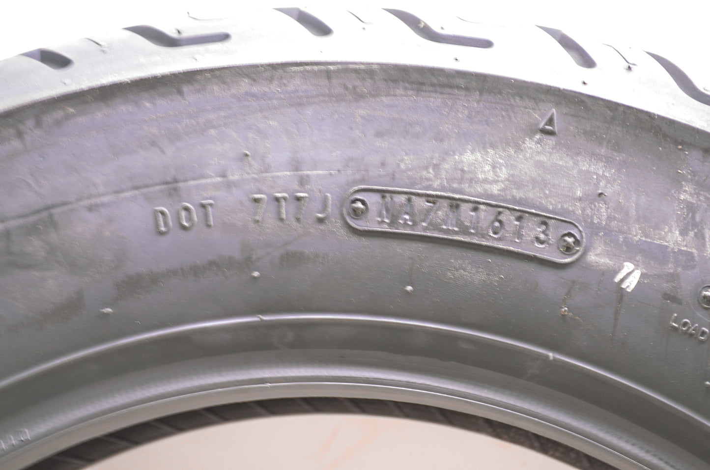 Dunlop 310511 D404 Rear Tire 140/90-15M NOS