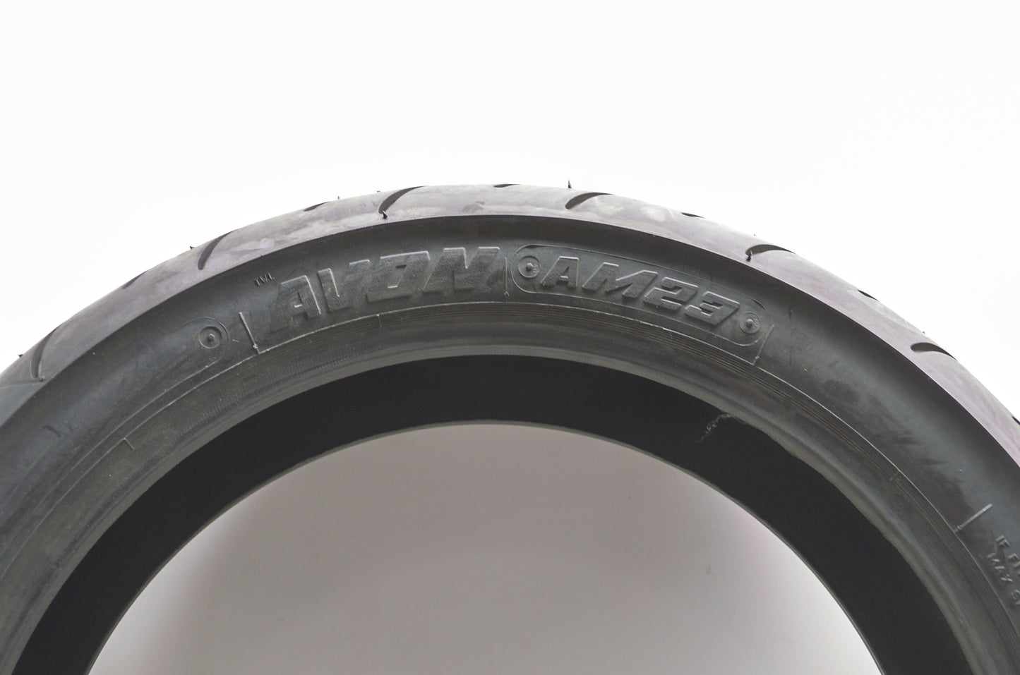 New Avon AM23 Rear Tire 200/55B/18 M/C 79V