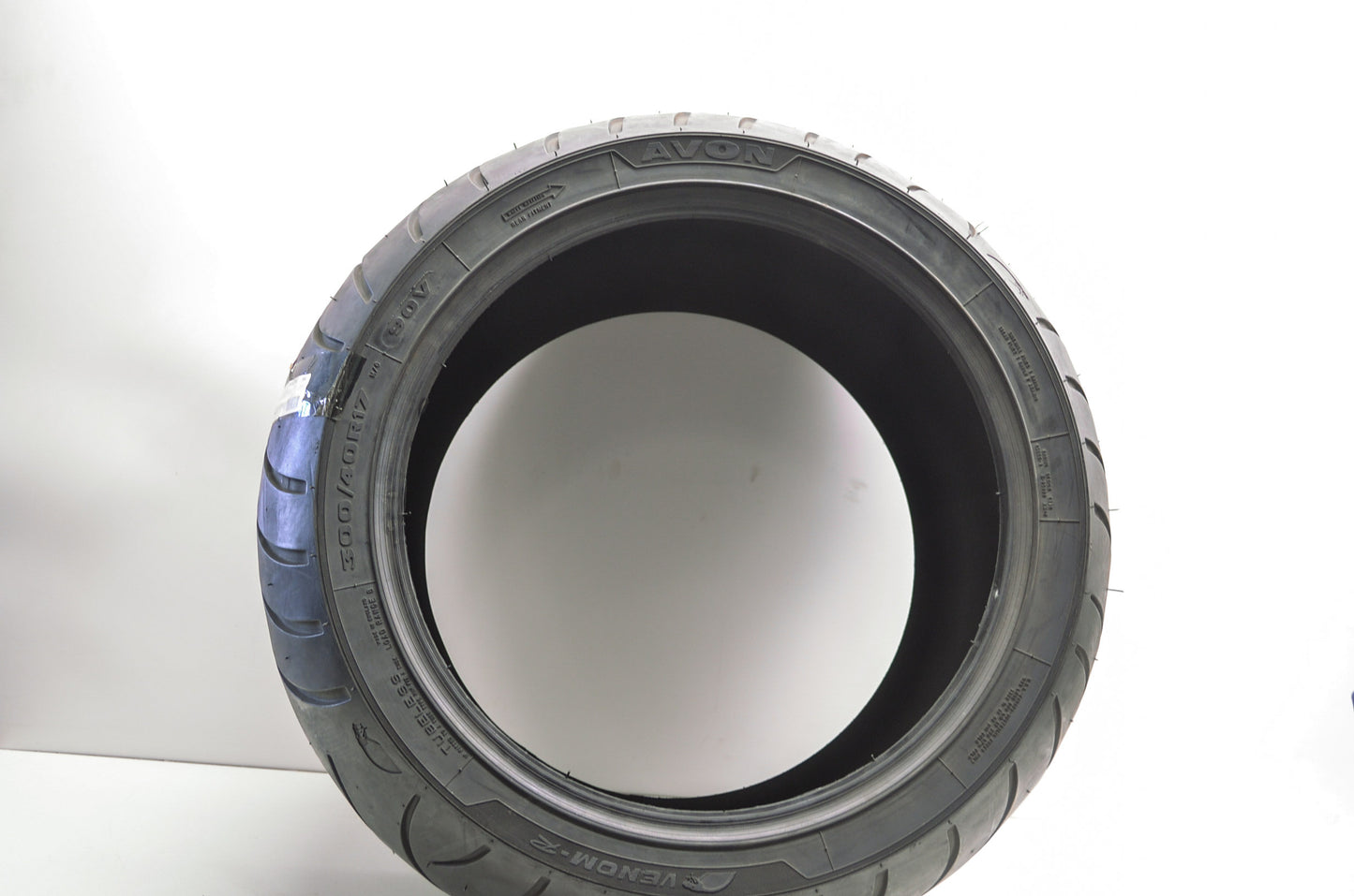 New Avon Venom-R Rear Tire 300/40R17 M/C 90V
