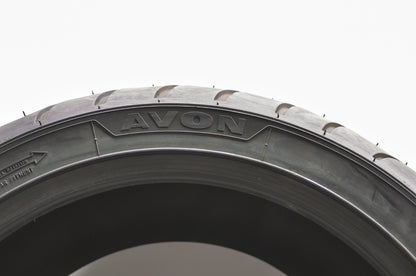 New Avon Venom-R Rear Tire 300/40R17 M/C 90V