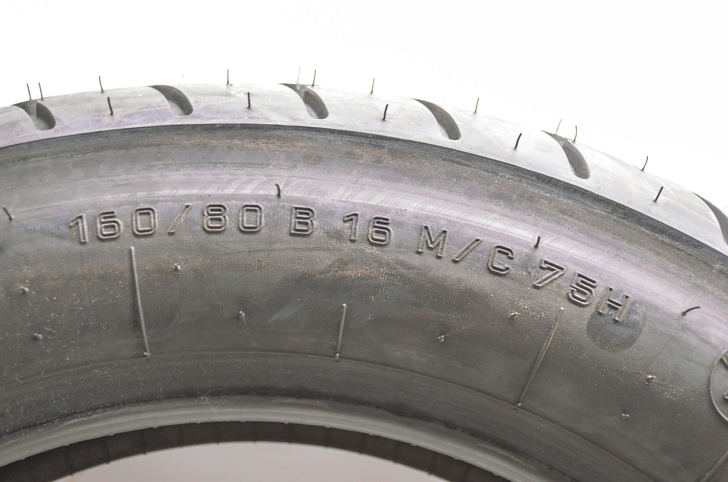 New Metzeler ME880 Marathon Rear Tire 160/80B16 M/C 75H