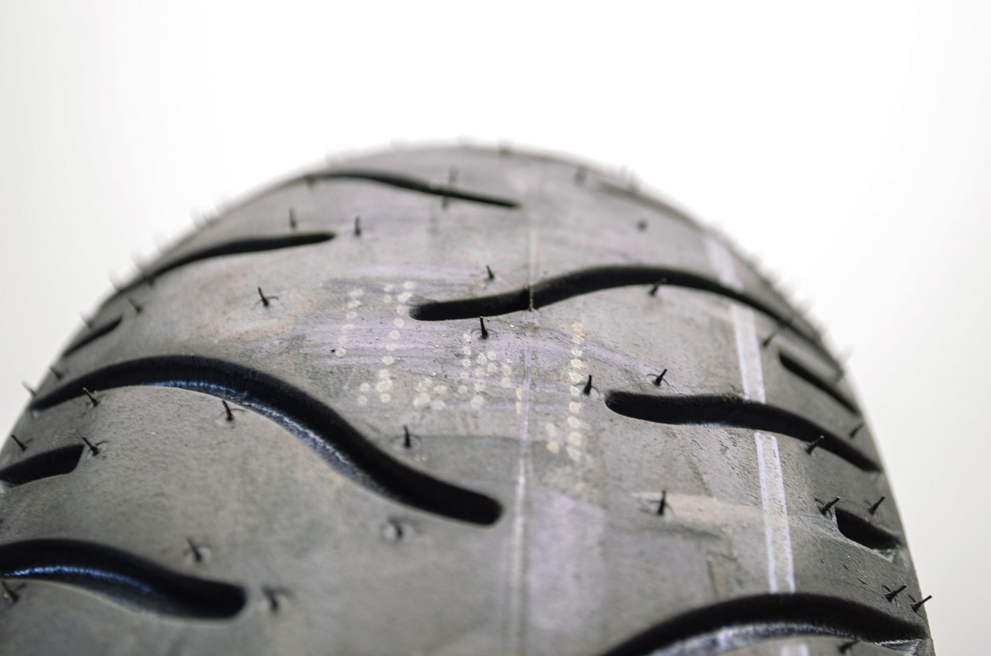 New Dunlop Elite 3 Front Tire 130/70-18 M/C 63H