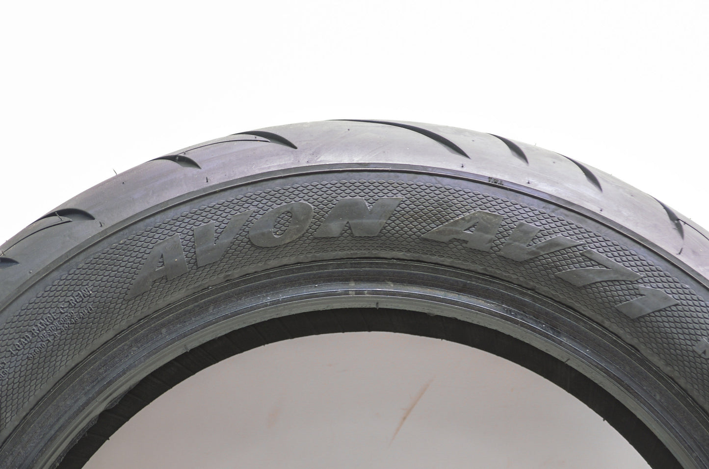 New Avon AV71 Cobra Front Tire MT90B16 M/C 74H