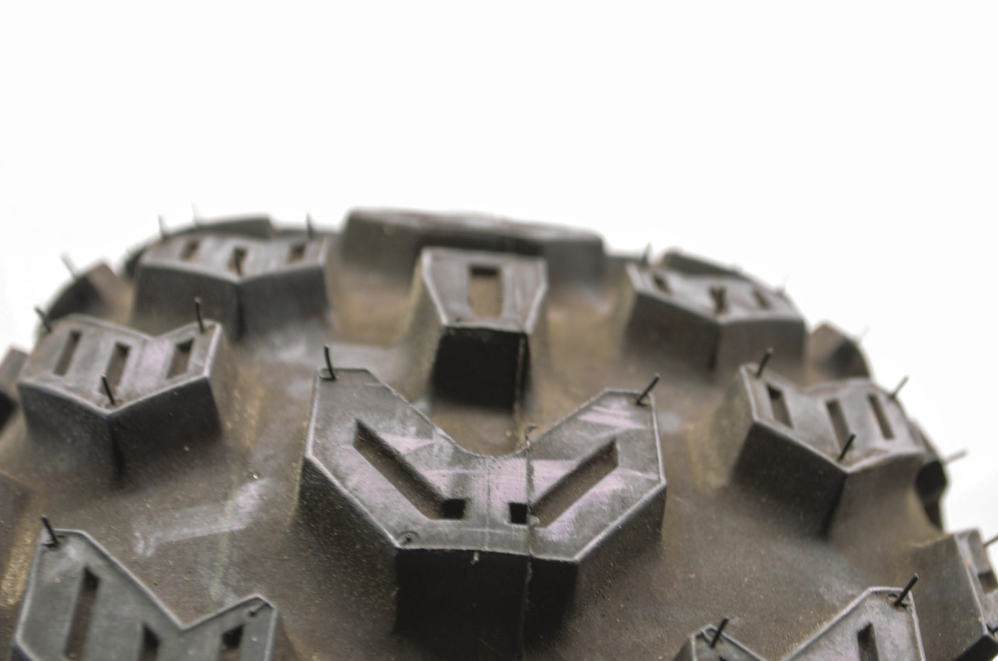 New Dunlop KT 403 Tire 23x8-12