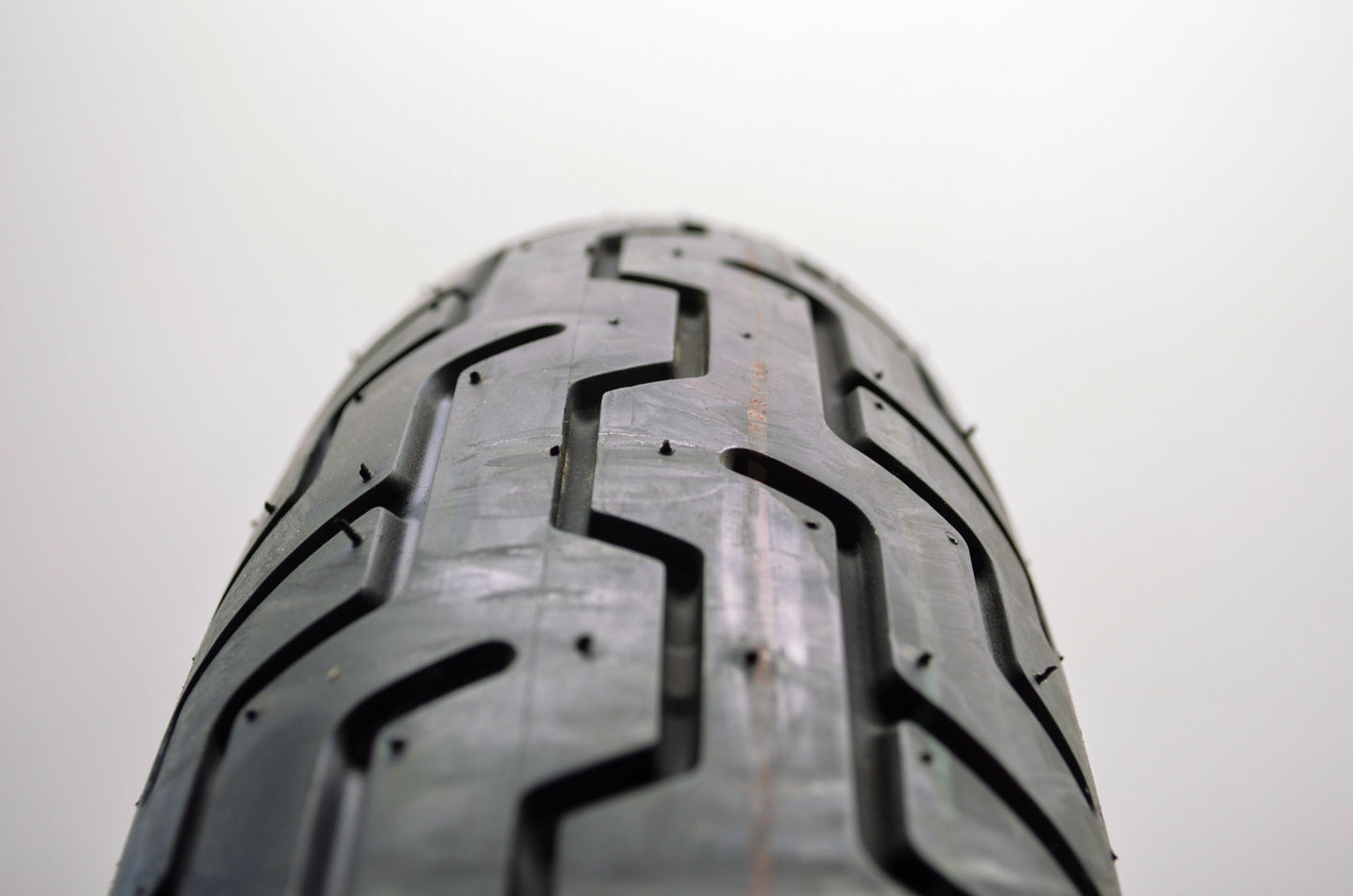 New Dunlop D404F Front Tire 110/90-18 M/C 61H