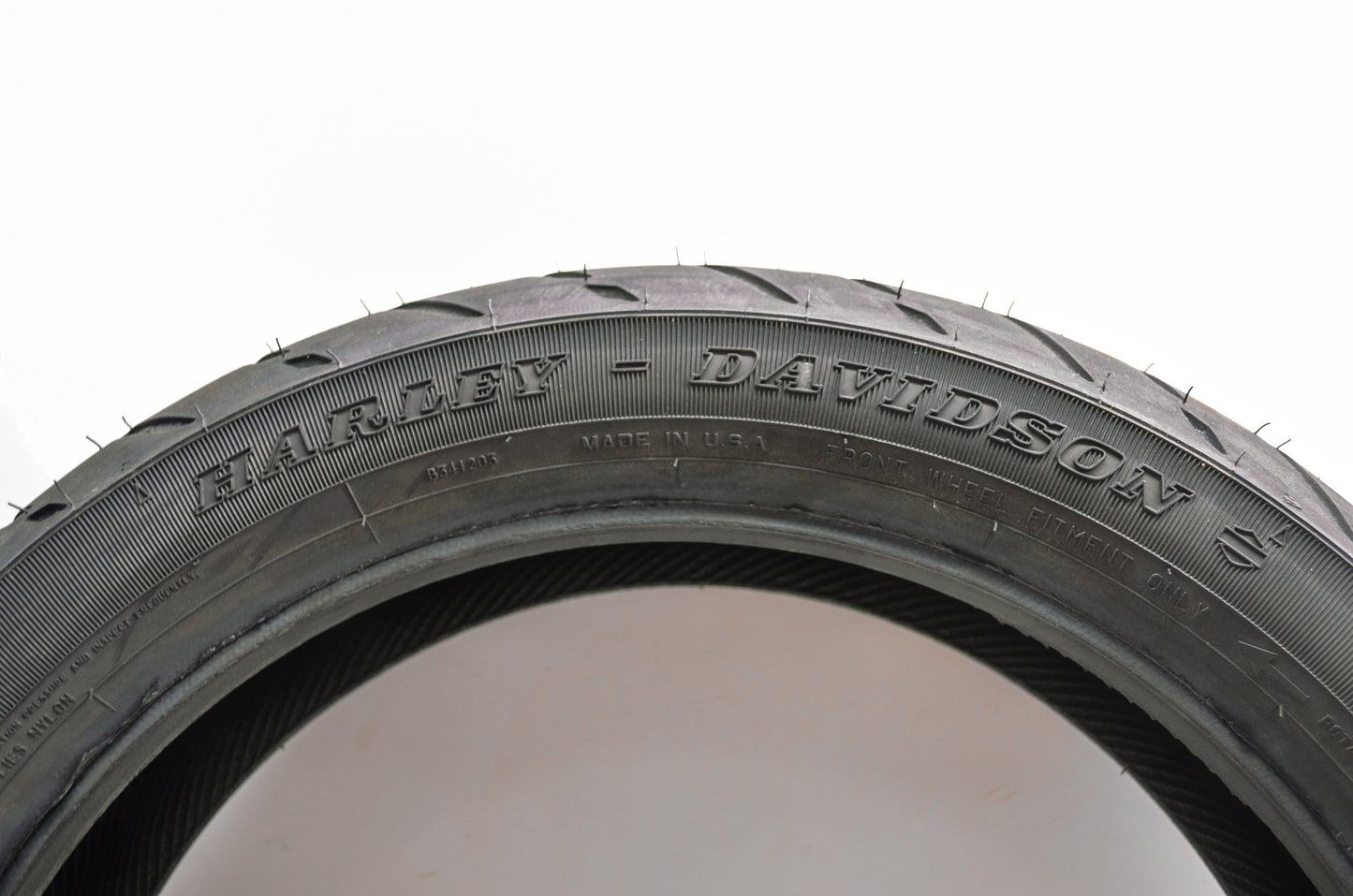 New Dunlop D407F Harley Davidson Front Tire 140/75R17 M/C 67V