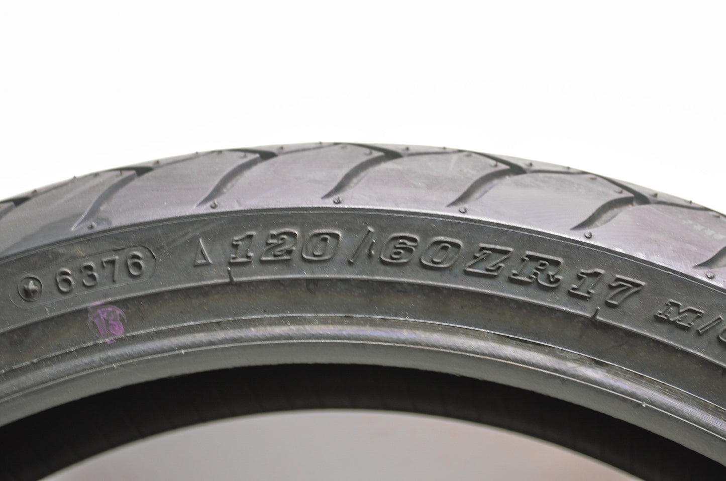 New Dunlop Sportsman D220F ST Front Tire 120/60ZR17 M/C 55W