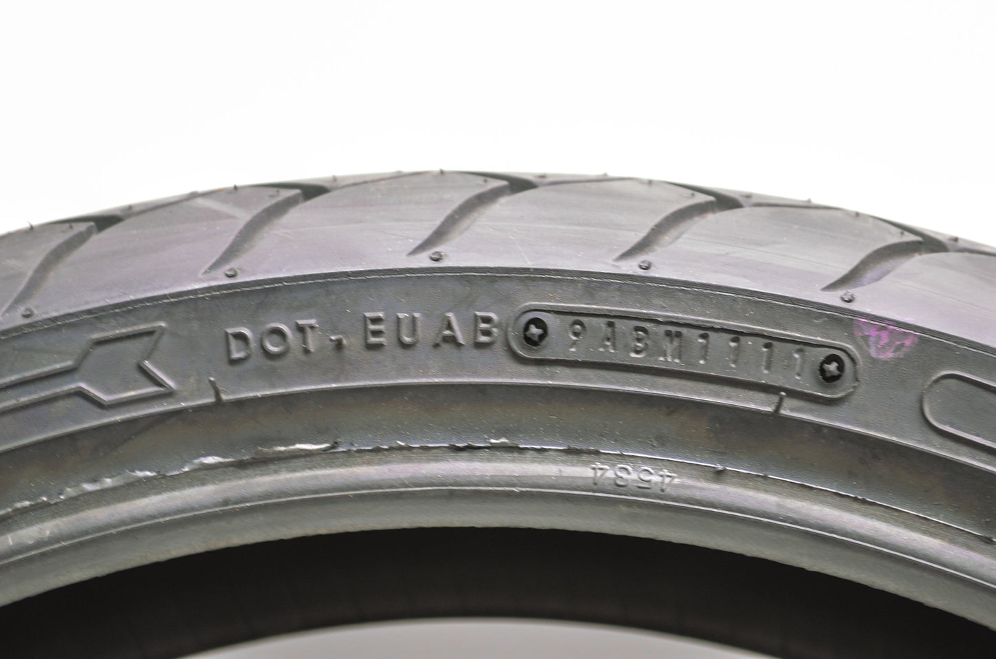 New Dunlop Sportsman D220F ST Front Tire 120/60ZR17 M/C 55W