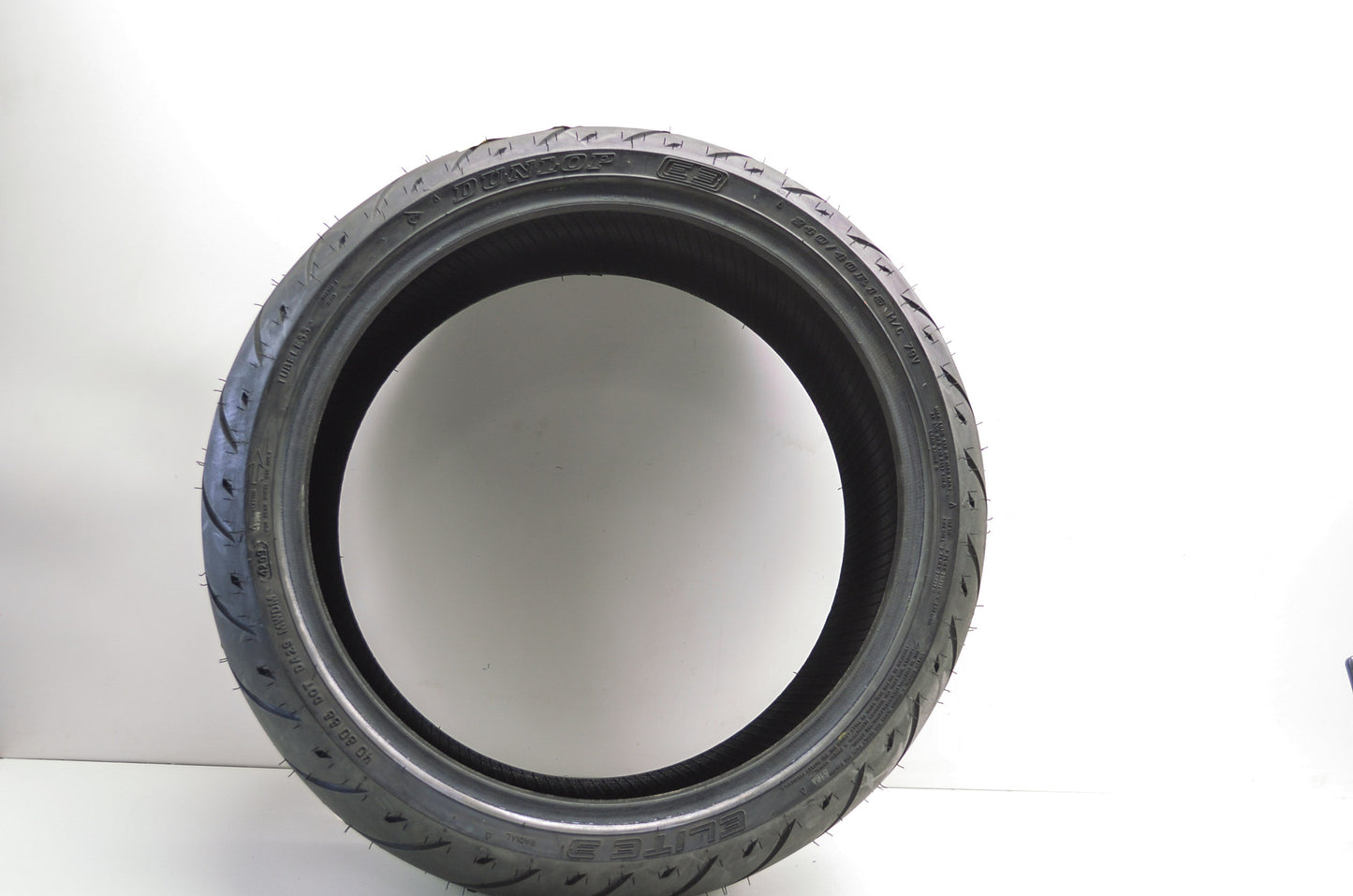 New Dunlop Elite 3 Rear Tire 240/40R 18 M/C 79V