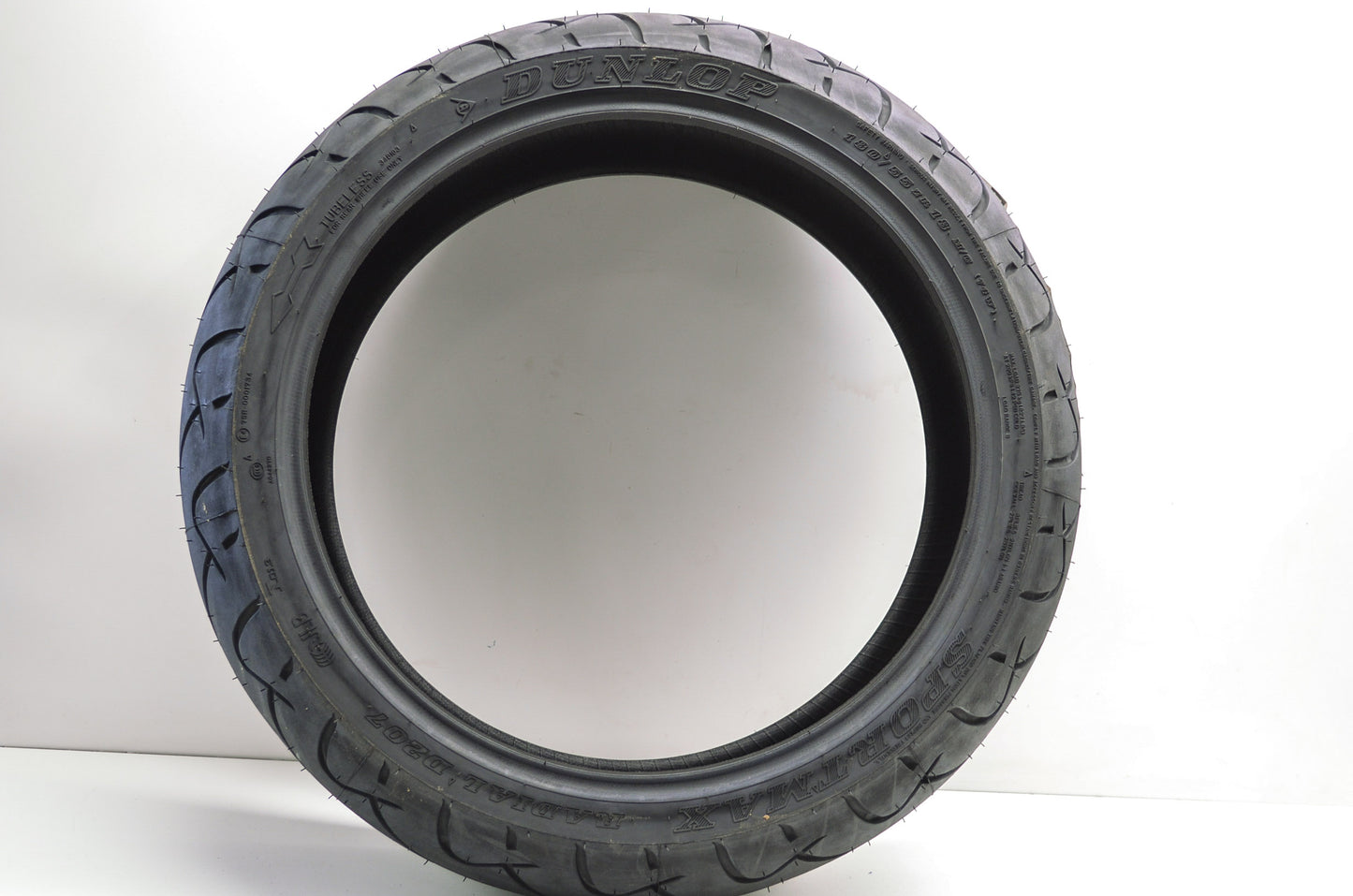 New Dunlop Sportsman D207 Rear Tire 180/55ZR18 M/C 74W