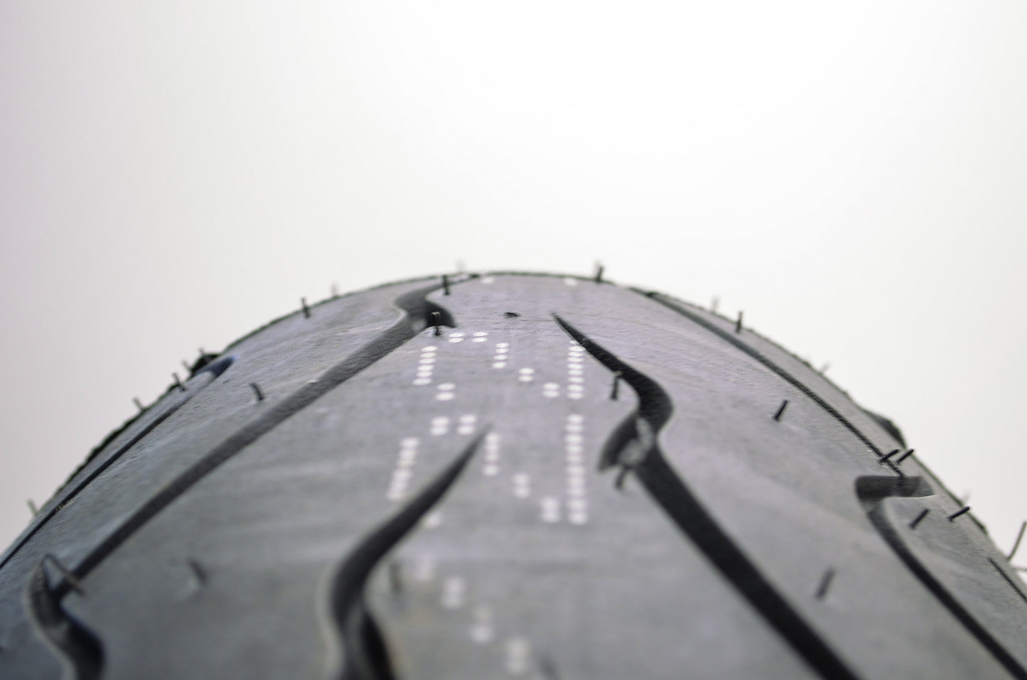 New Dunlop Sportsman D207 Rear Tire 180/55ZR18 M/C 74W