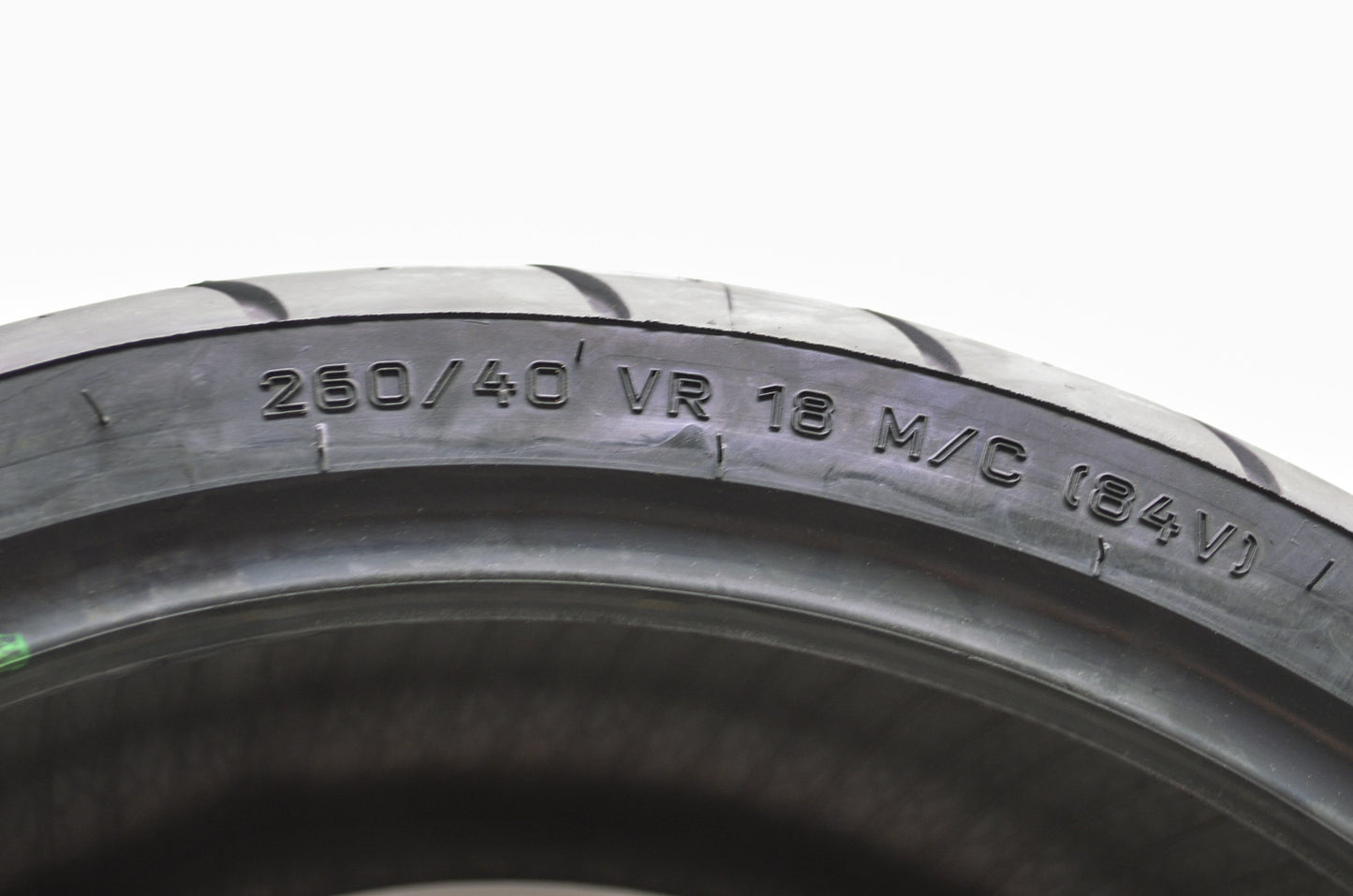 New Metzeler ME880 Marathon Rear Tire 260/40VR 18 M/C 84V