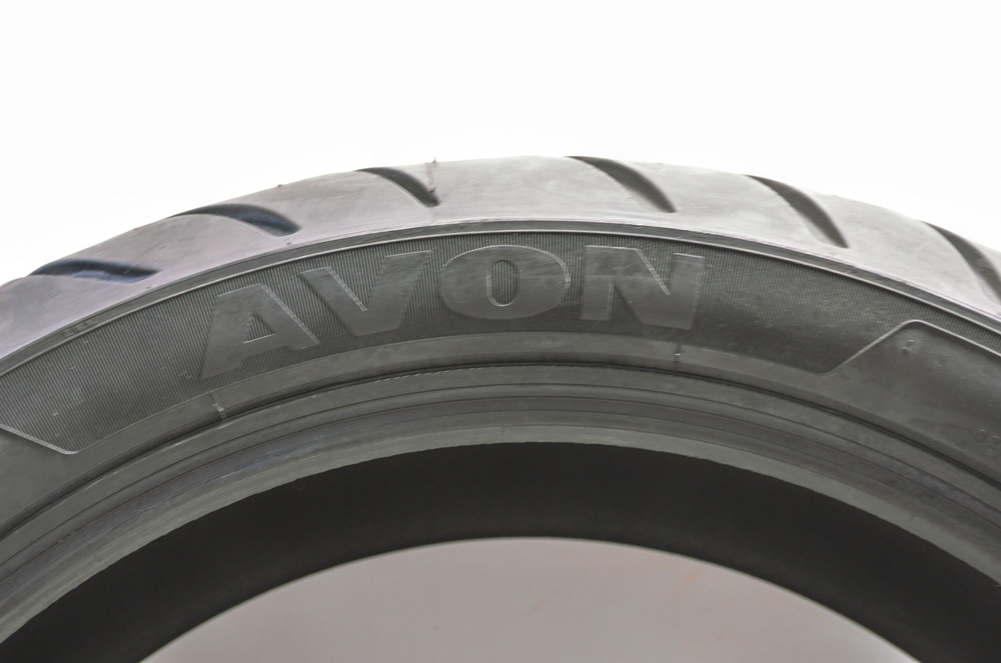 New Avon Venom -R Rear Tire 200/55R18 M/C 79V