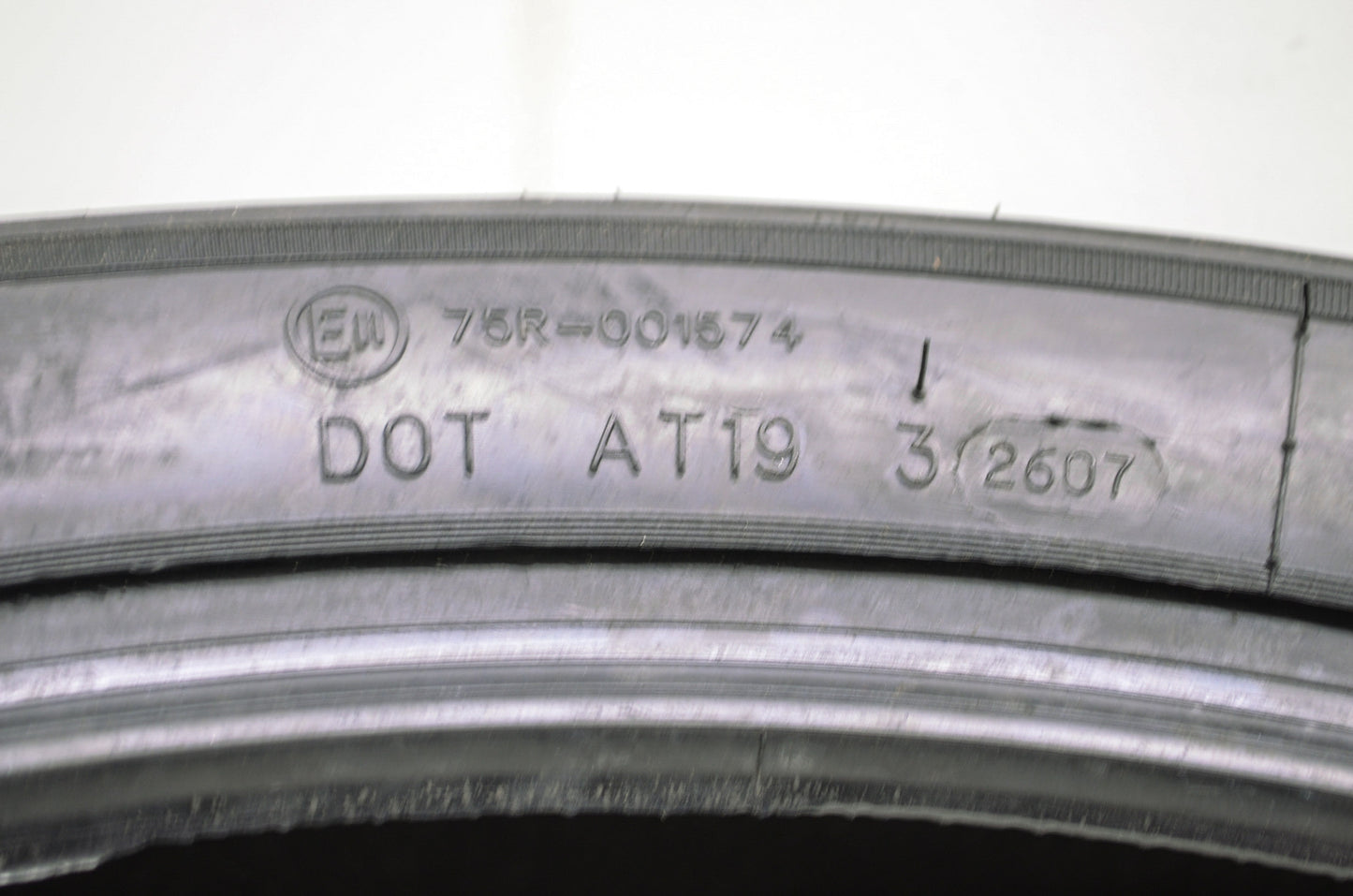 New Avon Venom -R Rear Tire 200/55R18 M/C 79V