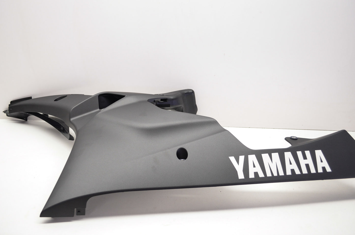 OEM Yamaha 2C0-Y2808-00-P3 Under Cover Assembly NOS