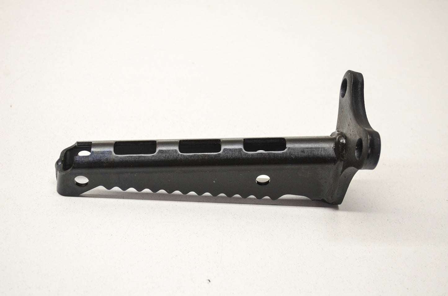 OEM Yamaha 4XE-F7411-00-00 Footrest 1 NOS