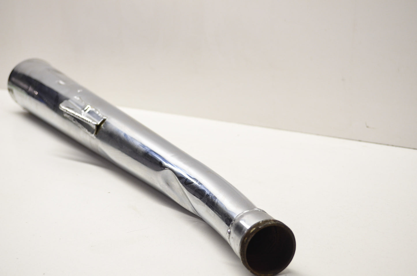 OEM Yamaha 341-14721-11-00 Right Muffler NOS
