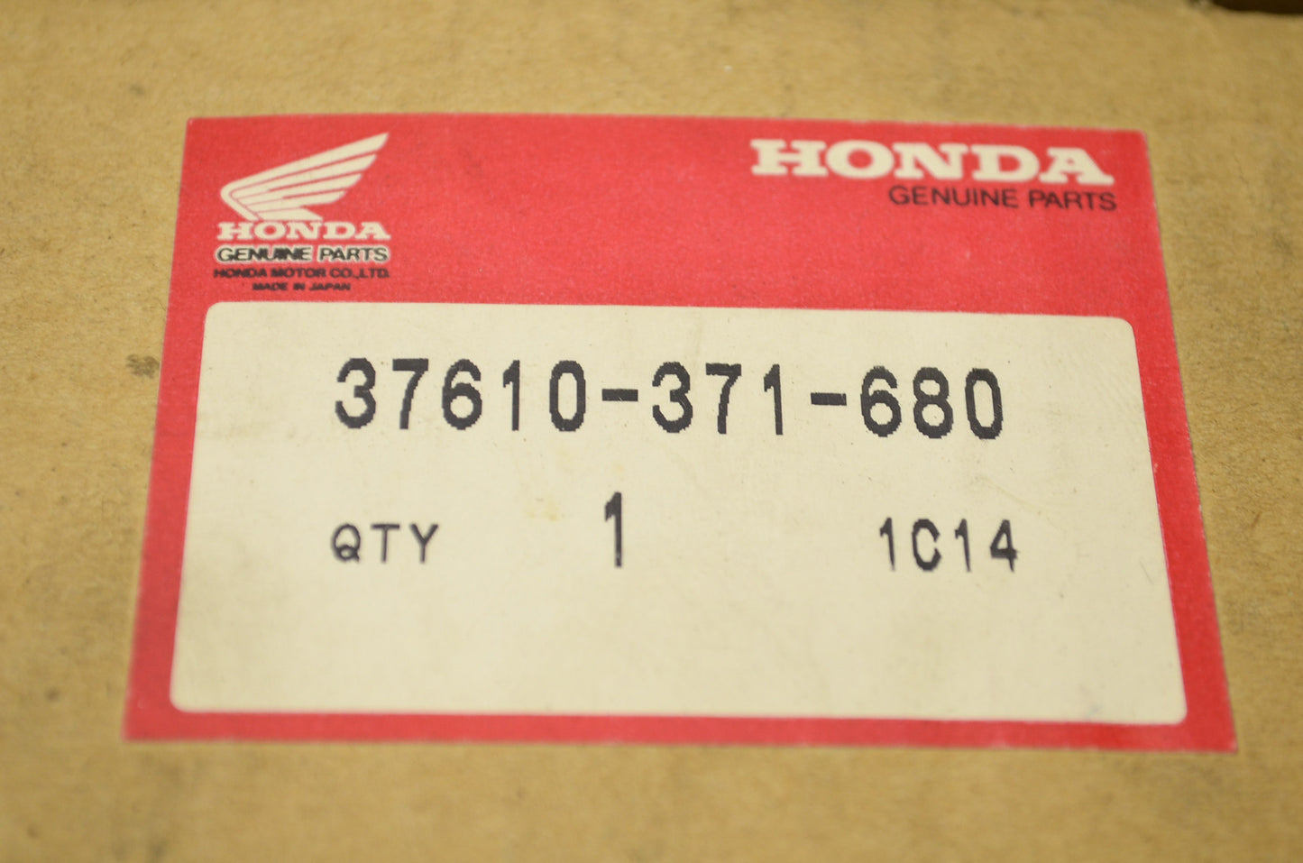 OEM Honda 37610-371-680 Upper Pivot Cover NOS
