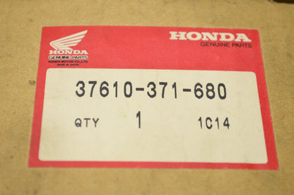 OEM Honda 37610-371-680 Upper Pivot Cover NOS