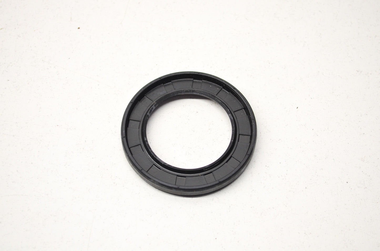 OEM Honda 91207-MB2-003 Oil Seal 40X62X6 NOS