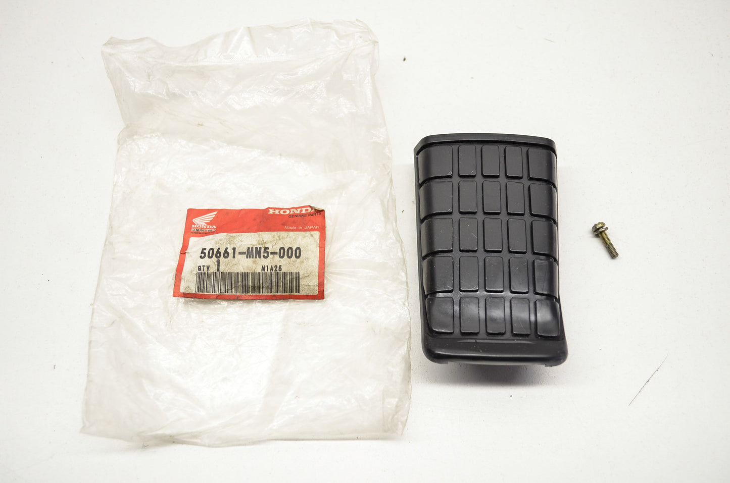 Main Step Rubber NOS