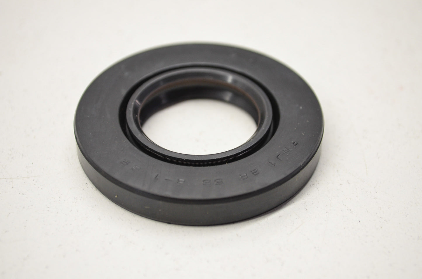 OEM Honda 91206-166-015 Oil Seal 28X56X8 NOS