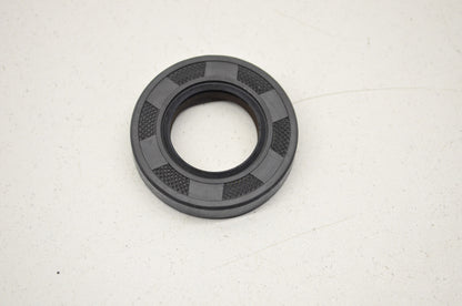 OEM Honda 91206-GC4-711 Oil Seal 22X40X8 NOS