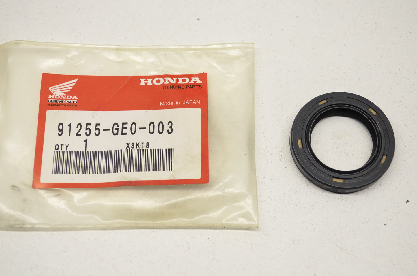 OEM Honda 91255-GE0-003 Oil Seal 27X42X7 NOS