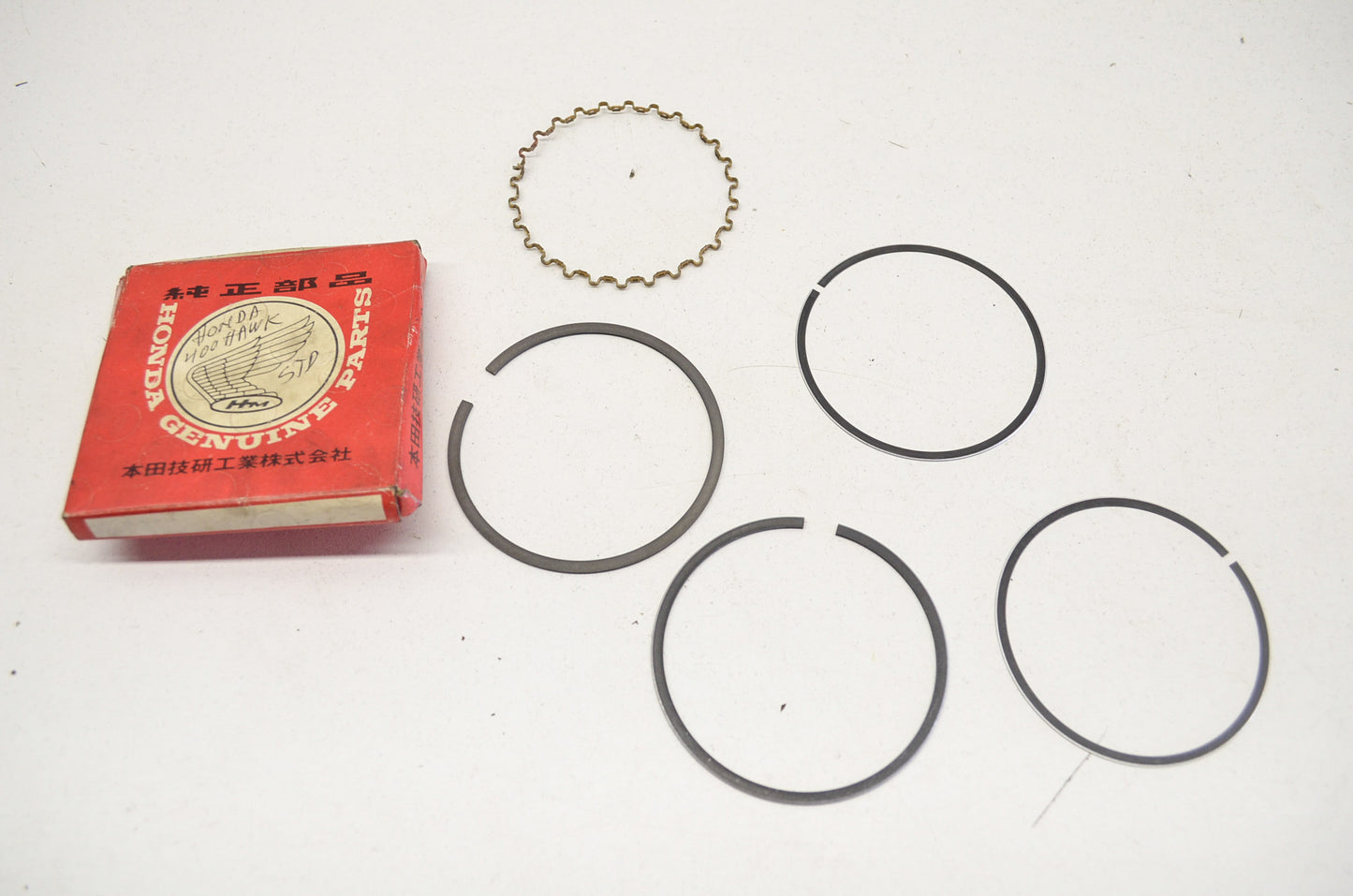 OEM Honda 13011-413-025 Ring Set (STD) NOS