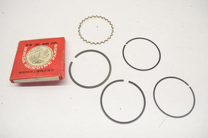 OEM Honda 13011-413-025 Ring Set (STD) NOS