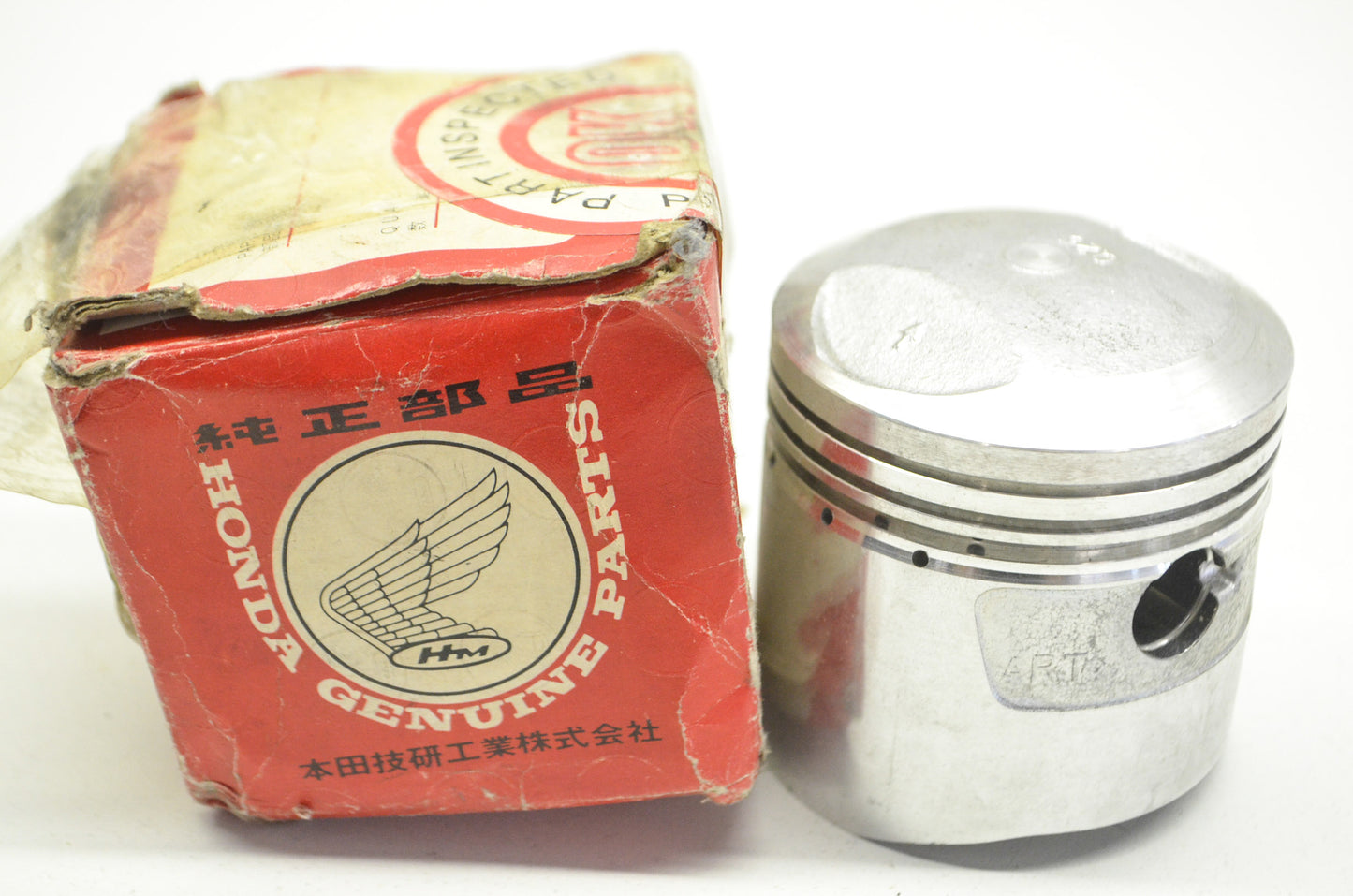 OEM Honda 13102-312-010 Piston (OS) (0.25) NOS