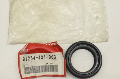 OEM Honda 91254-434-003 Dust Seal (35MM) NOS
