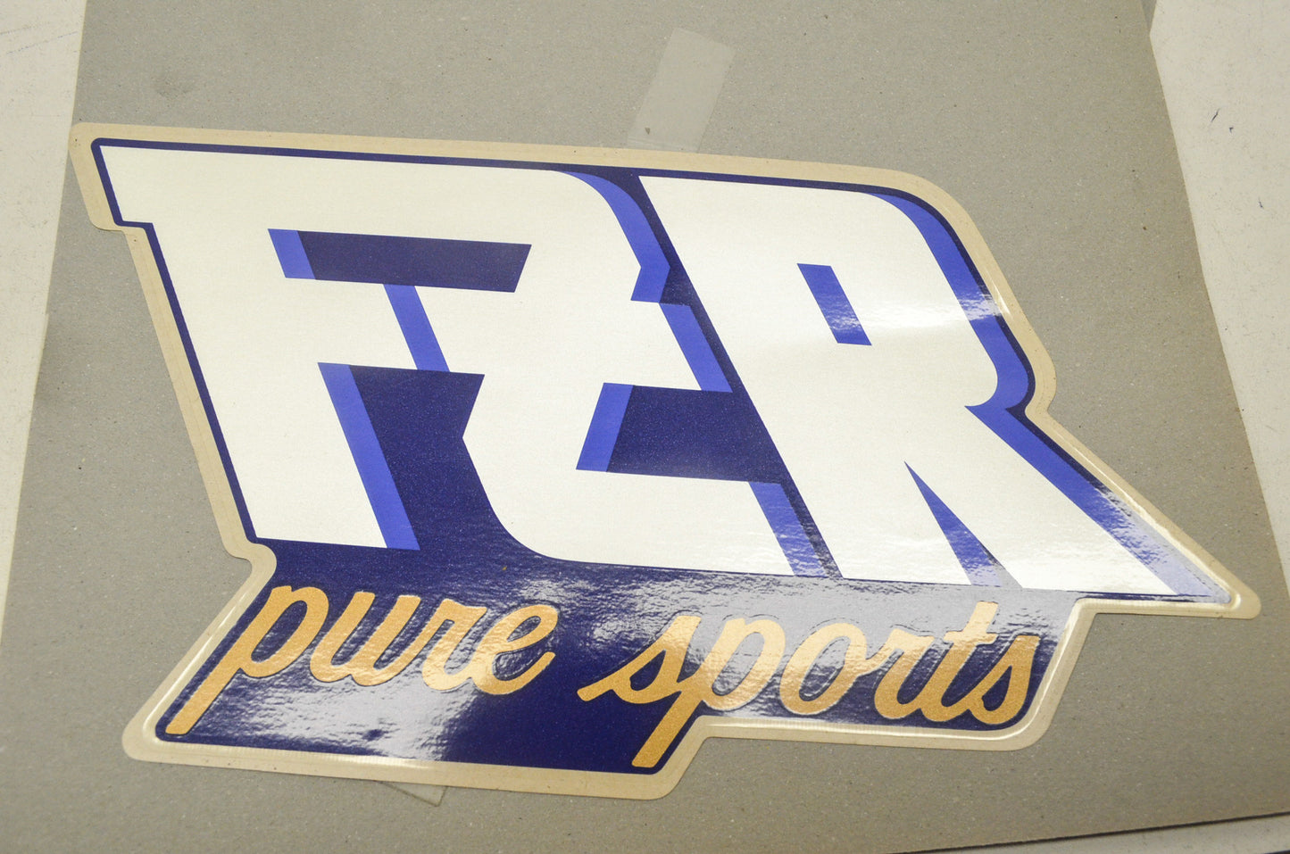 Emblem NOS