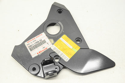 Left Front Stay Step ZR-7S NOS