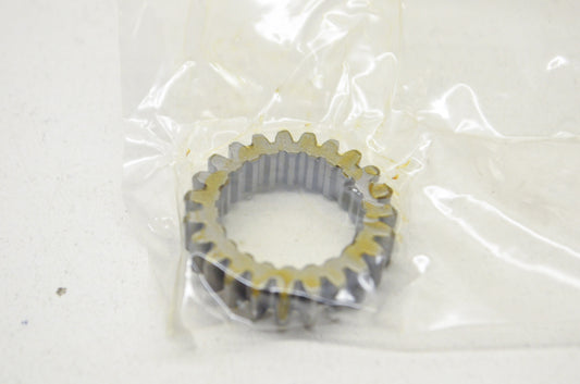 OEM Kawasaki 59051-1146 Gear Spur 22T NOS